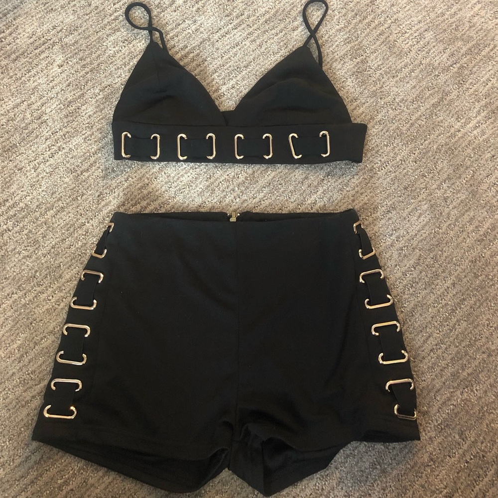 Two piece Fashion Nova set!